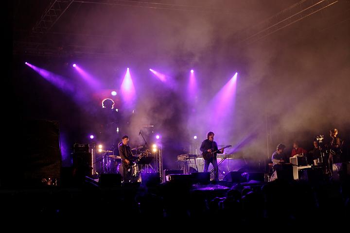 VI7M6885_raw.jpg