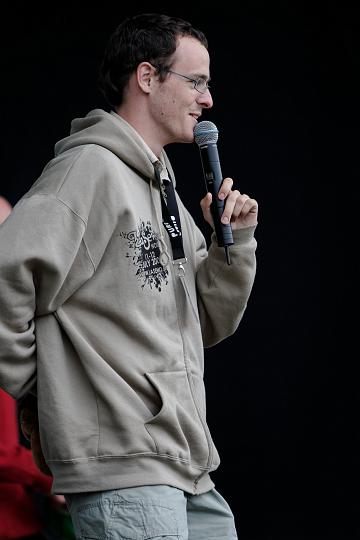 NV4Z8484_raw.jpg
