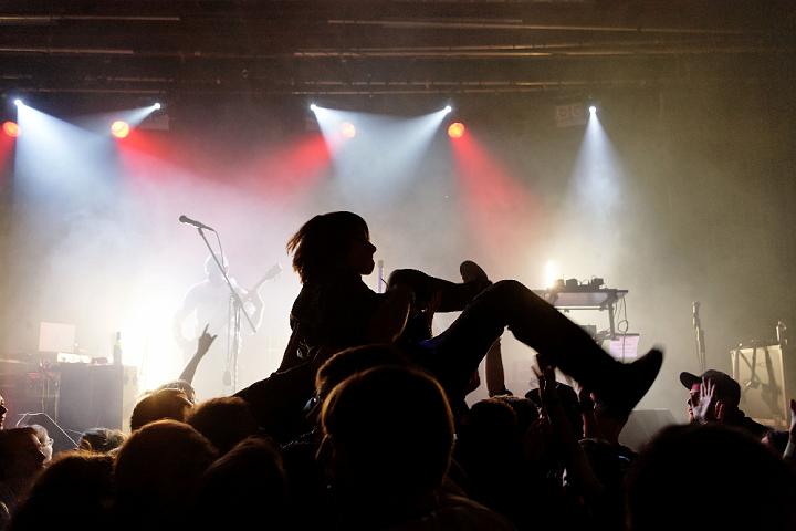 VI7M2106_raw.jpg