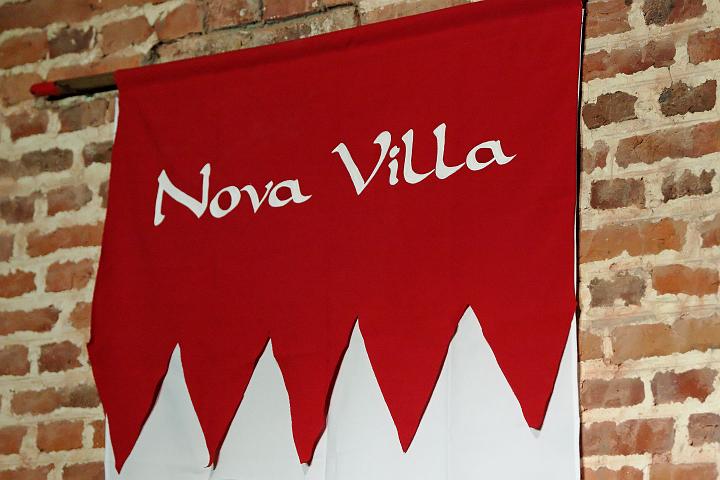 NV4Z2330.jpg