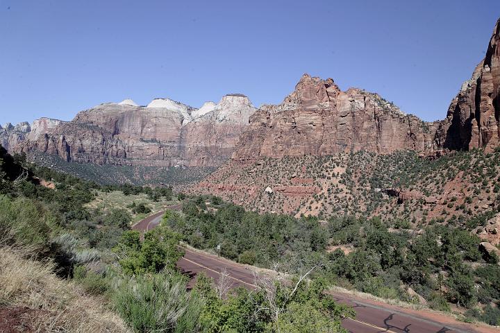 VI7M5124_raw.jpg