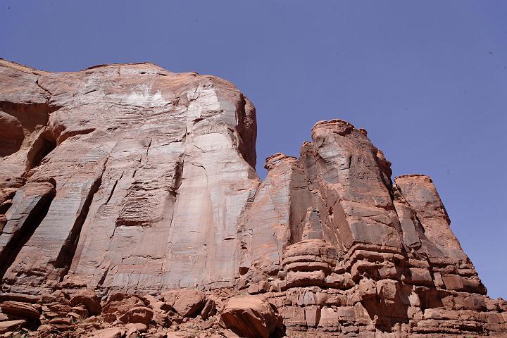 VI7M5643_raw.jpg