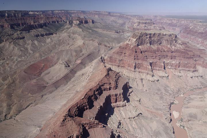 VI7M6097_raw.jpg